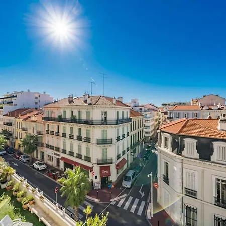 Very One Bedroom In The Heart Of Apartment *
